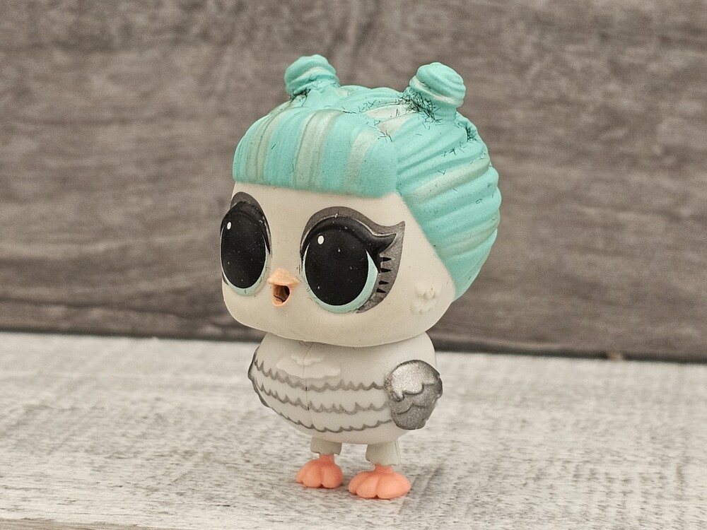 LOL Pet Wizard of Owl Fancy Surprise MGA Bird Toy